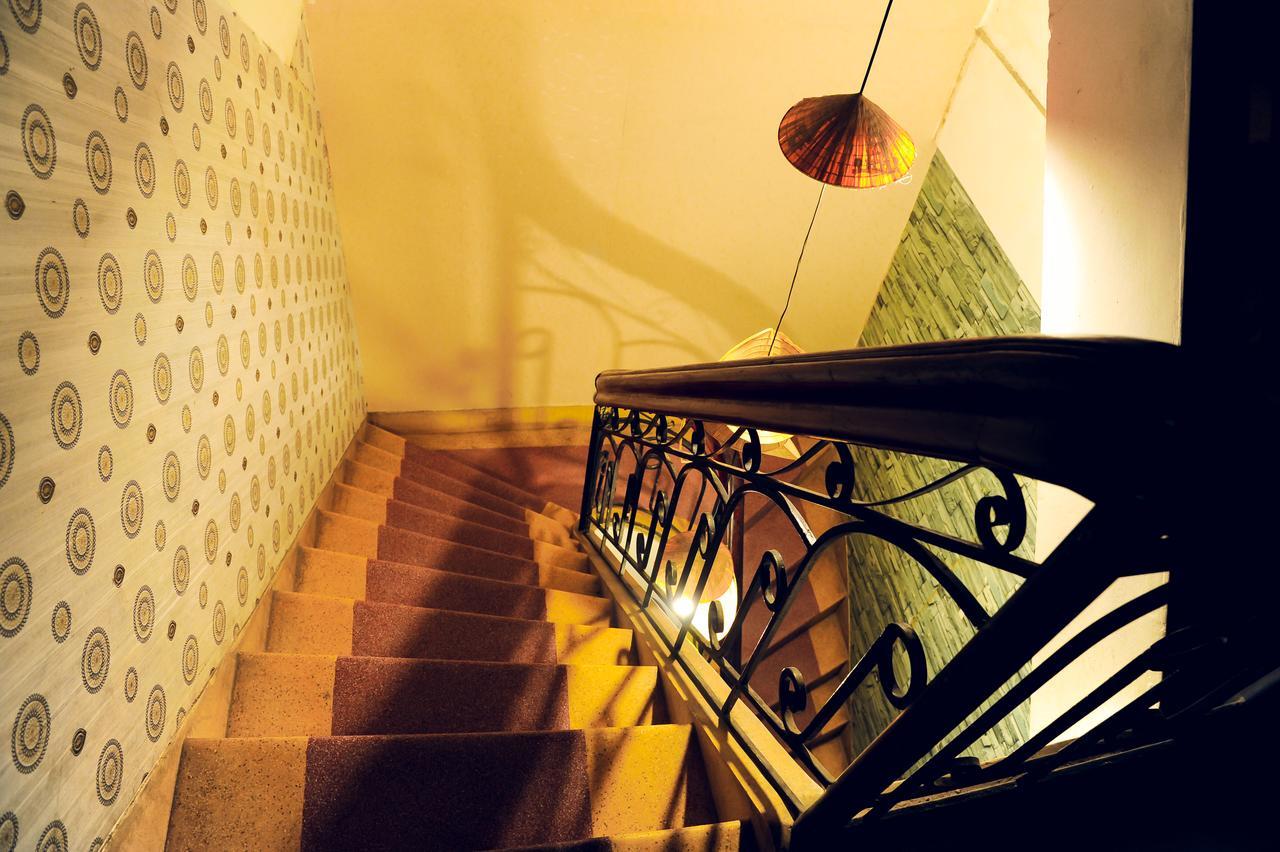 Queen Homestay Хуе Екстериор снимка