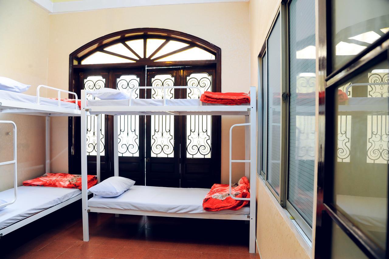 Queen Homestay Хуе Екстериор снимка