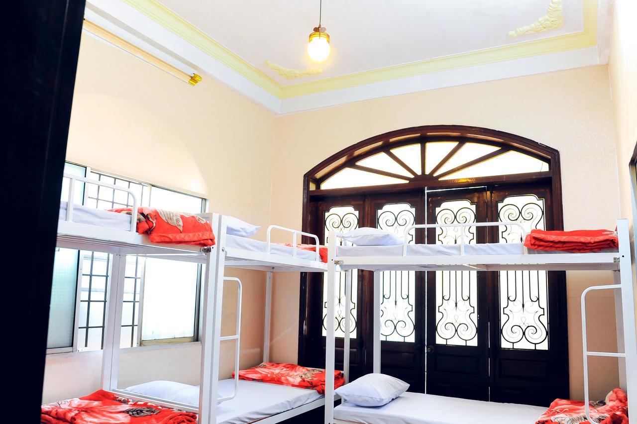 Queen Homestay Хуе Екстериор снимка